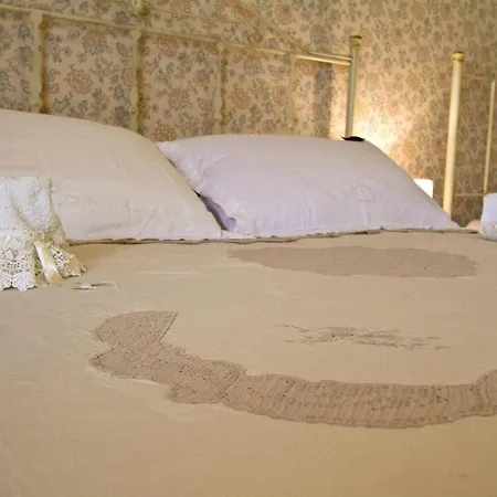 Kalura Bed & Breakfast